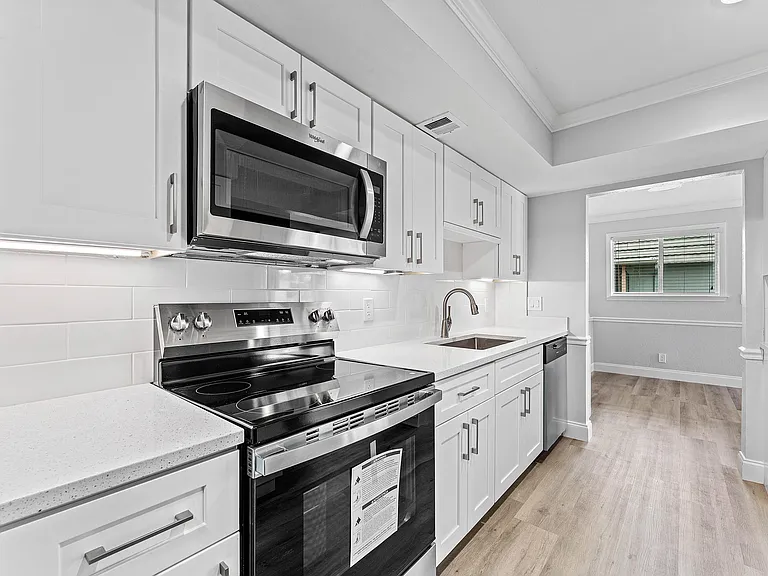 1866 Fairview Villas Dr #3 — Photo 14
