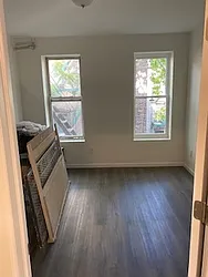 Rented by R New York