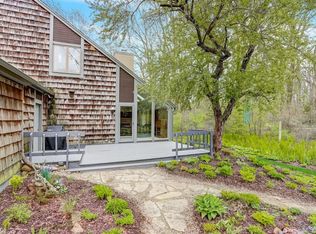 95 Woodfield Ct, Racine, WI 53402