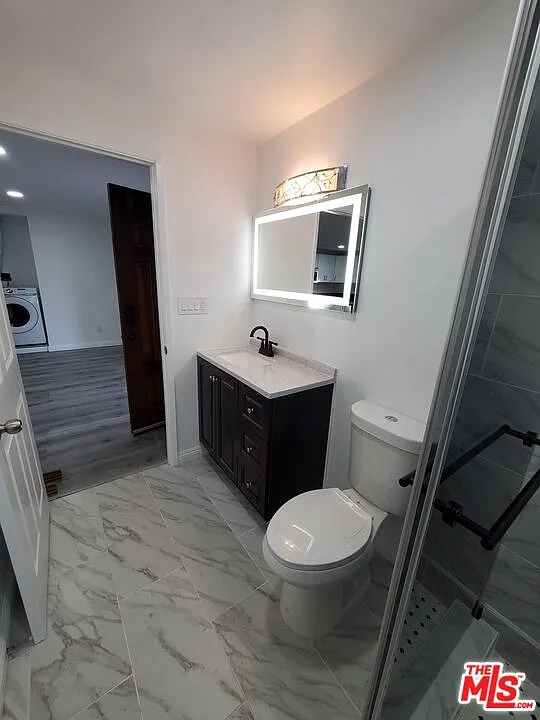 1 bed, 1.0 bath, $2,100 — Photo 4