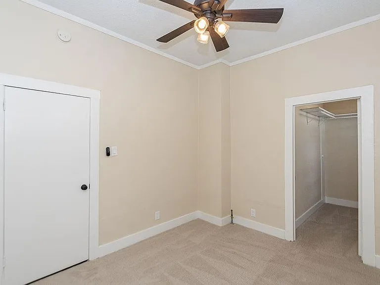 3909 Barnes St — Photo 11