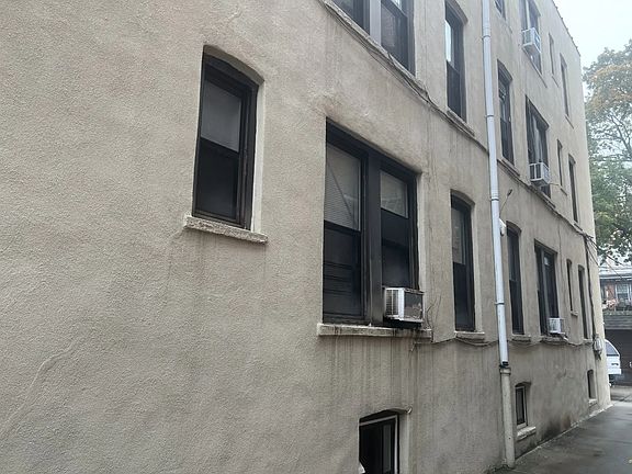 4th image of 31-33 47th St #6