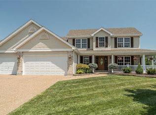 1553 River Birch Dr, Saint Peters, MO 63376
