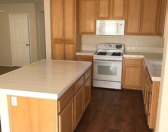 4th image of 3634 E Avenue H13