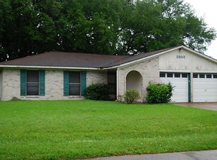 2503 Heather St, Highlands, TX 77562