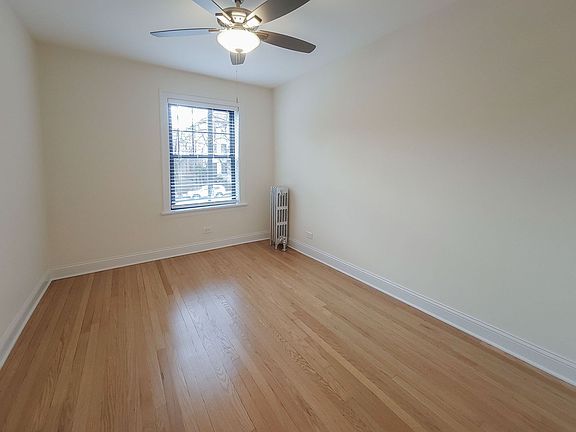 5th image of 1609 W Sunnyside Ave #1