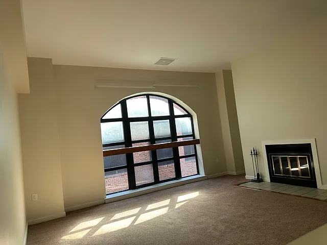 Monument Place Apartments — Photo 7