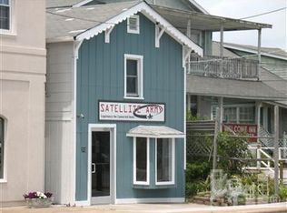 203 Lake Park Blvd N, Carolina Beach, NC 28428