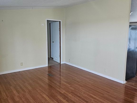 5th image of 1210 County Road 1308