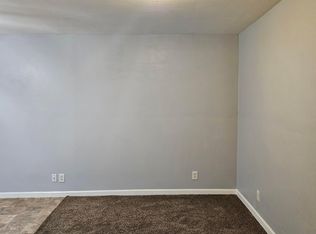 101 S Seminary St APT 2, Collinsville, IL 62234