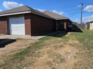 1900 San Rafael St, Fort Worth, TX 76134