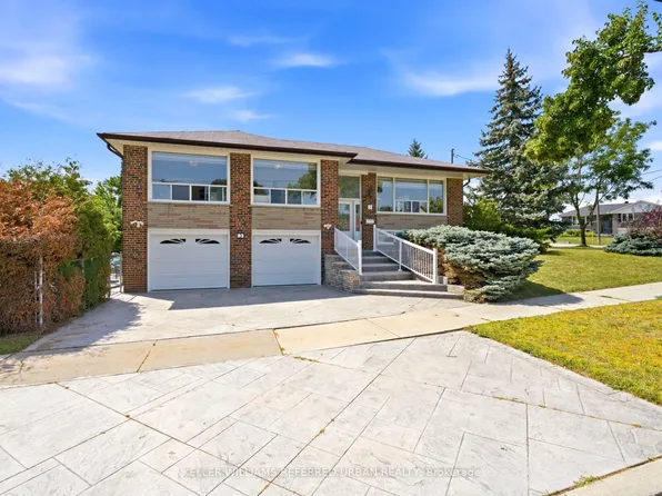 3 Brancaster Ct, Toronto, ON M9C 4E4