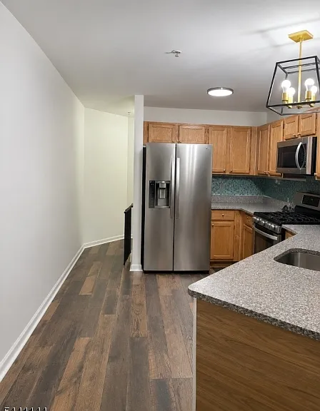 202 Rip Van Dam Ct #202 — Photo 19