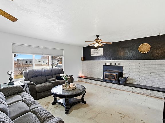 4th image of 1800 W 1500 N