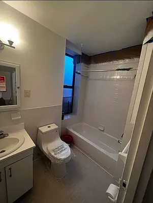 Rented by RC Realty Group of New York Inc | media 15