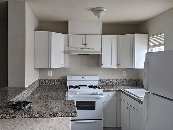 4th image of 4615 Bancroft St APT 7