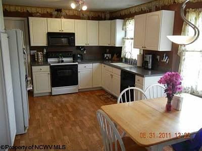 5th image of 1107 Andrew Dr