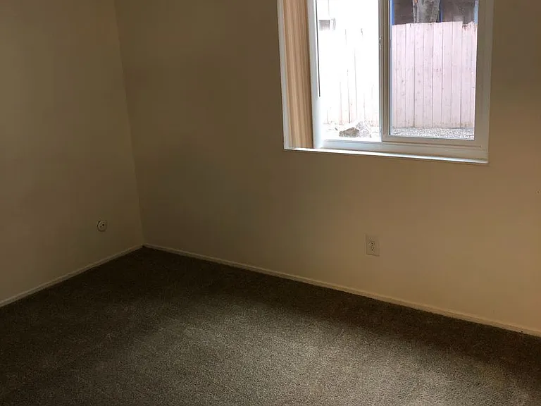 College Street Apartments LLC — Photo 8