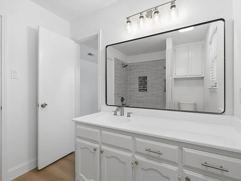 1140 W Hills Ter — Photo 13