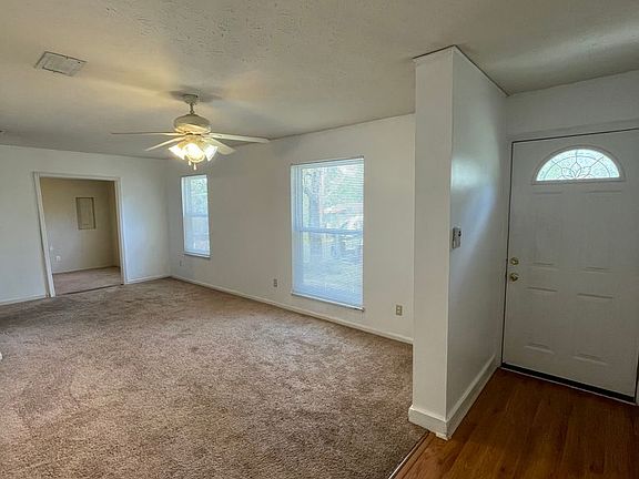 5th image of 1827 Salmon Dr