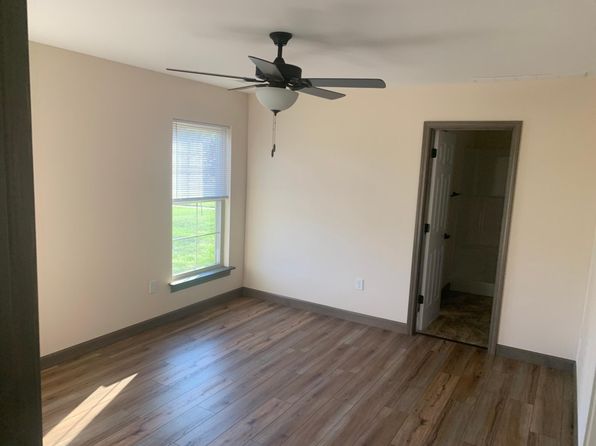 200 E Main St, Saint Jacob, IL 62281