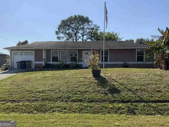 3709 10th St SW, Lehigh Acres, FL 33976