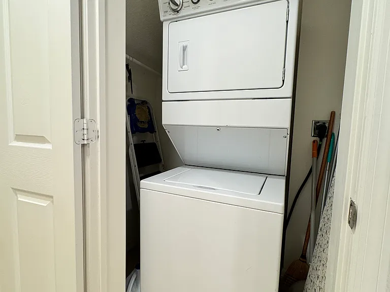 7212 Hamilton Rd — Photo 18