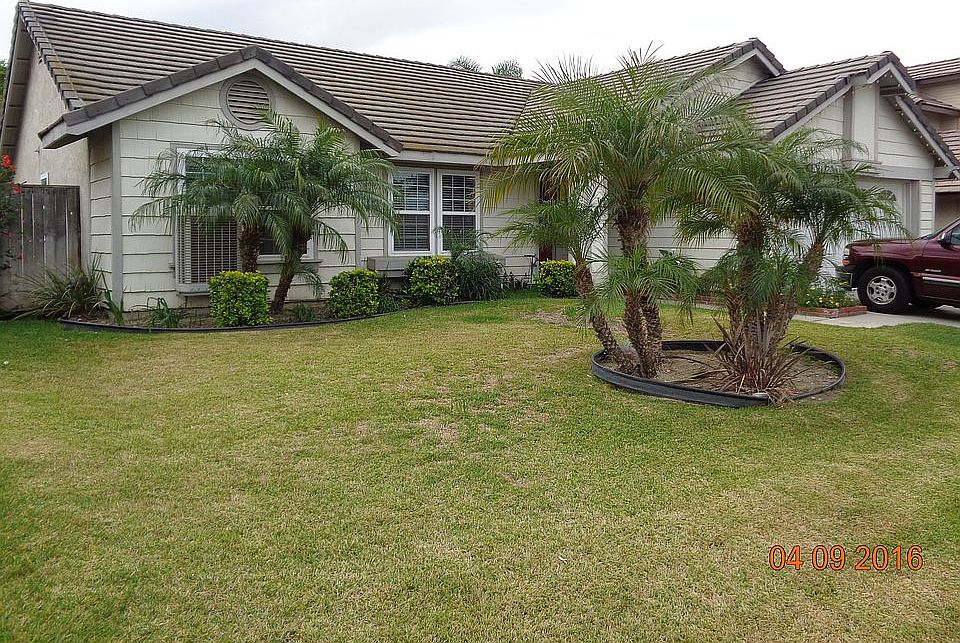 1st image of 14165 Chaparral Ave