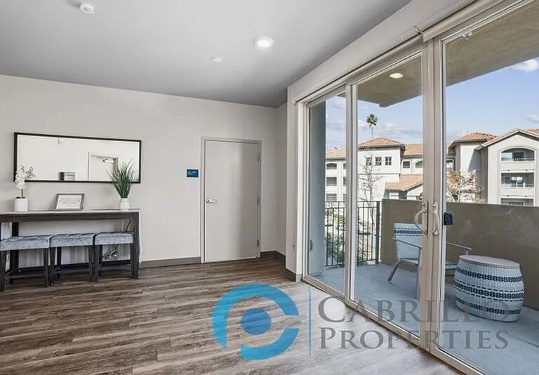 3093 Broadway #402 — Photo 20