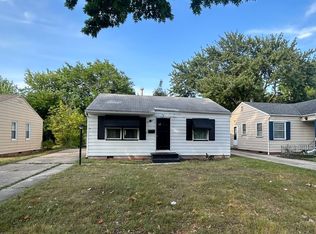 2513 Greenvale Rd, Cleveland, OH 44121