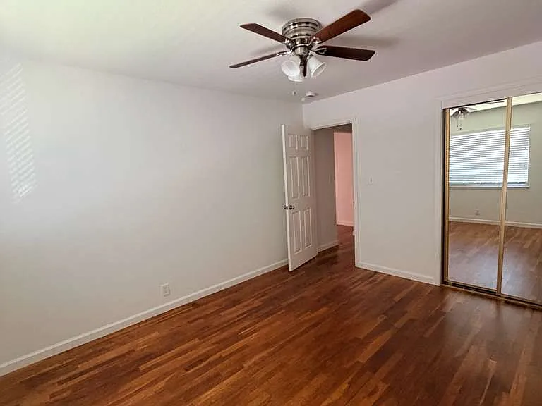 1015 W Olive Ave #3 — Photo 5