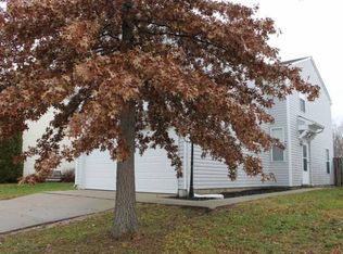 1227 Cutler Ln, Greenwood, IN