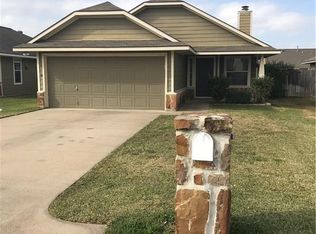 918 Crested Point Dr, College Station, TX 77845