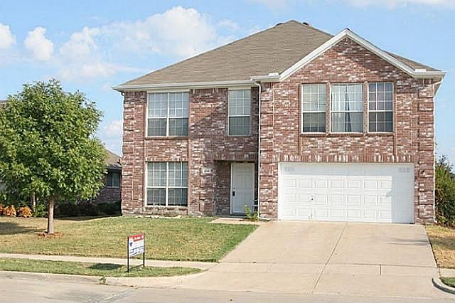 1st image of 214 Creek Point Ln