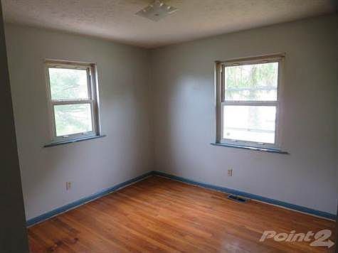 5th image of 1306 Stephen Foster Dr