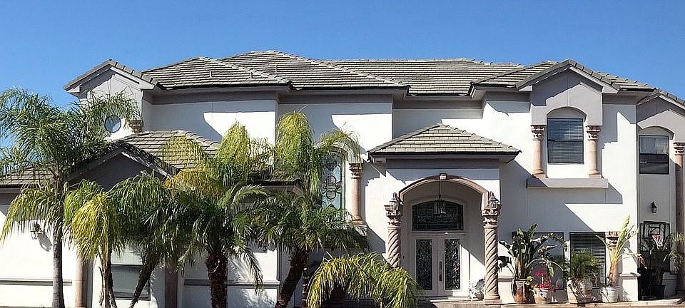 1st image of 223 Emerald Lake Dr