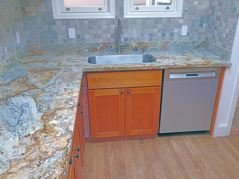 185 Beaver St — Photo 18