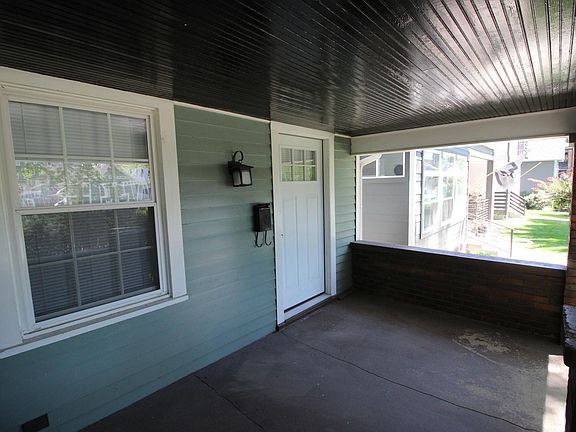 4th image of 1220 Woodlawn Ave