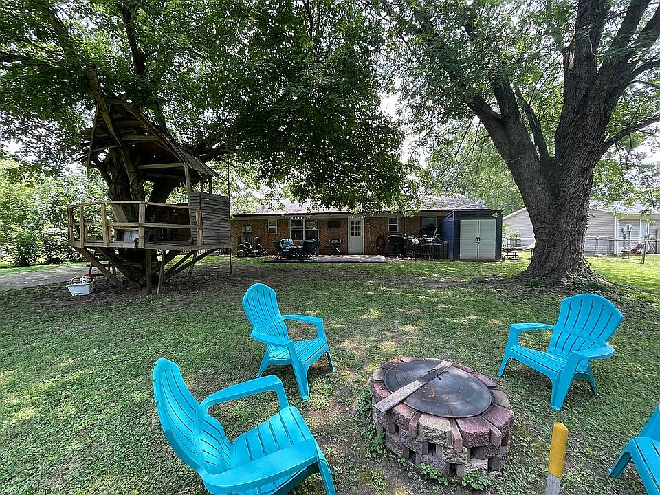 2nd image of 1020 Assembly Rd