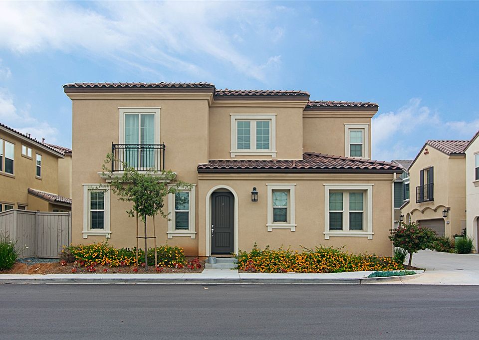 1st image of 951 Rolling Dunes Way