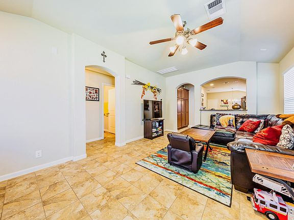 3rd image of 1706 Zilker Dr