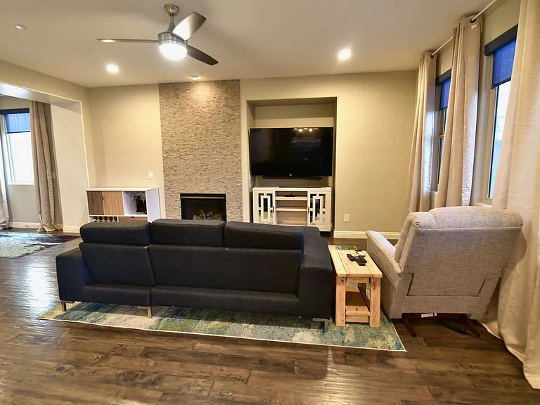 1120 Strada Cristallo — Photo 12
