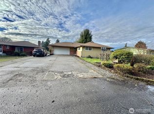 19431 107th Ave SE, Renton, WA 98055