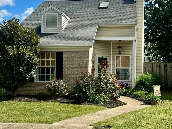 328 Northwind Dr, Hopkinsville, KY 42240