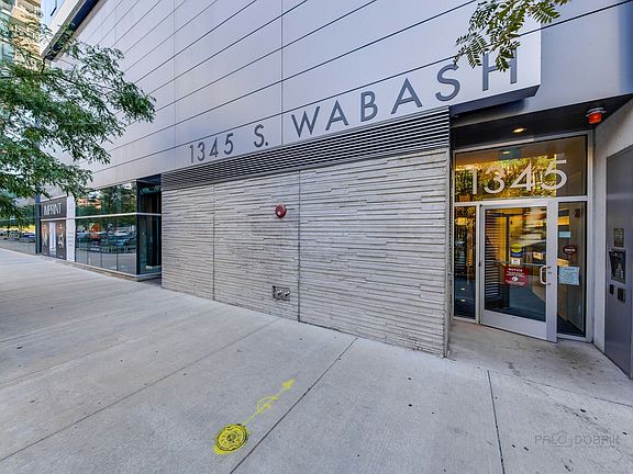 2nd image of 1345 S Wabash Ave Unit 410