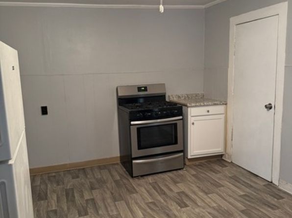 225 Mill St APT 1