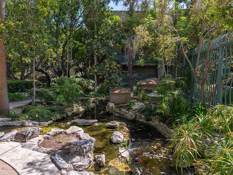 436 N Bellflower Blvd #201 — Photo 40
