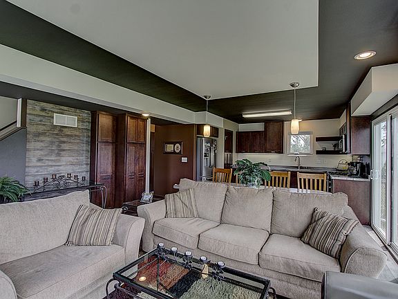 5th image of 1807 Saddle Dr