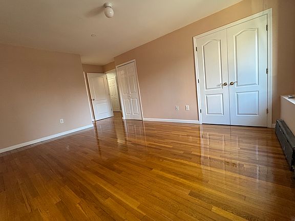 3rd image of 3411 Guider Ave #1