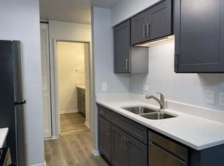 1500 Robin Cir APT 308, Hoffman Estates, IL 60169